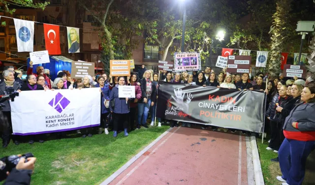 İzmir Karabağlar'da şiddete karşı tek ses tek yürek