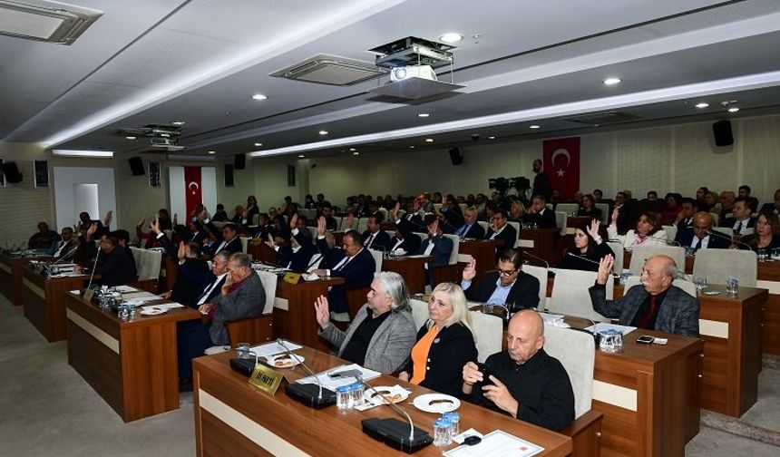 İzmir Karabağlar'da sel mağdurlarına nakdi yardım