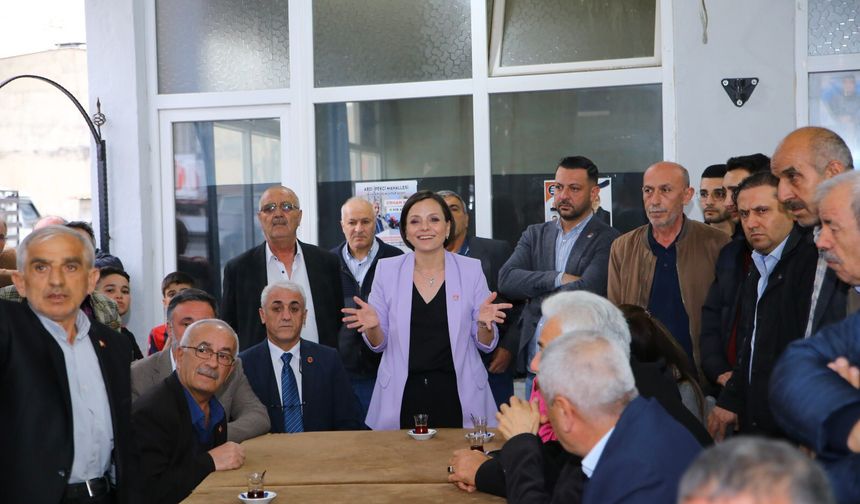 CHP Karabağlar adayı Helil Kınay: Karabağlar ortak yönetimle yönetilecek