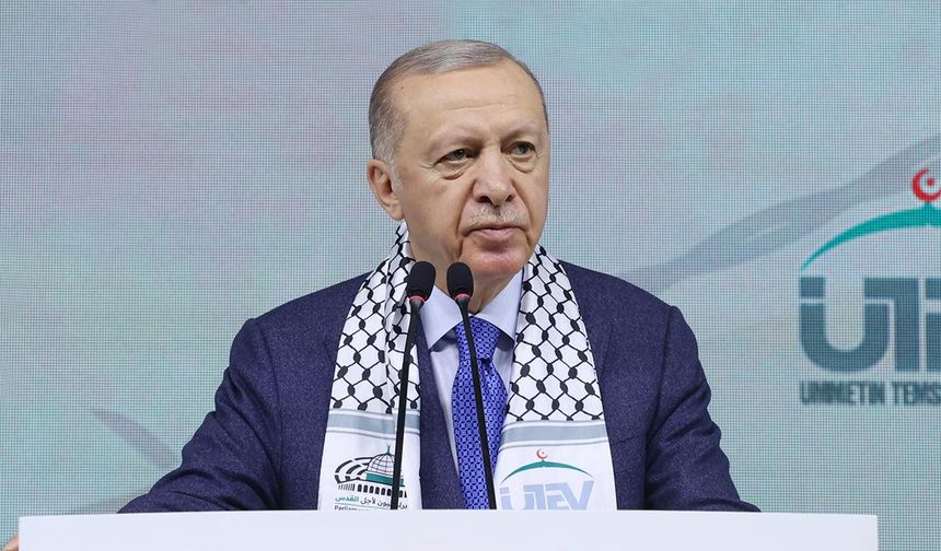 Cumhurbaşkanı Erdoğan: Modern dönem firavunlarını görmek isteyen hiç uzağa gitmesin