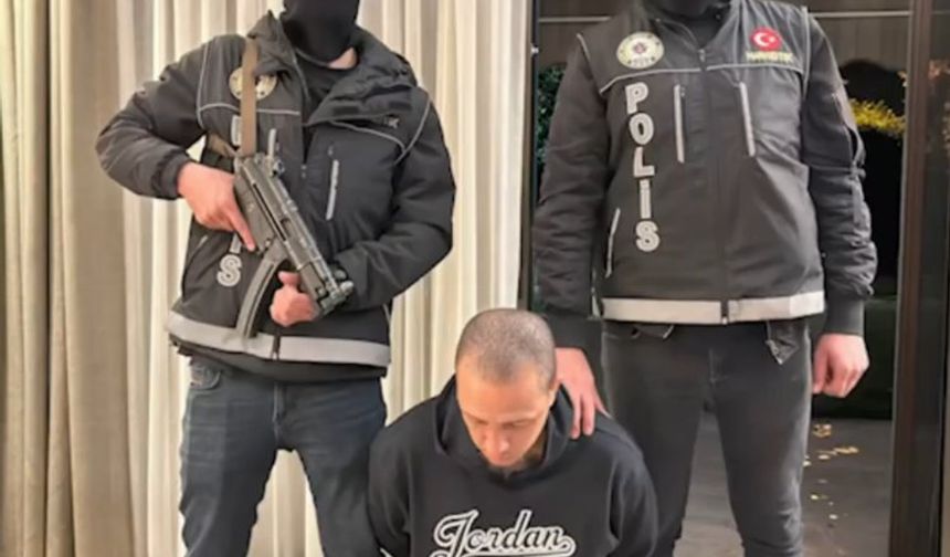 Interpol'ün aradığı iki uyuşturucu taciri İstanbul'da yakalandı
