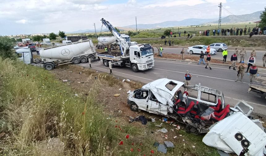 Gaziantep'te 9 kişinin yaşamını yitirdiği kazada tanker sürücüsü tutuklandı