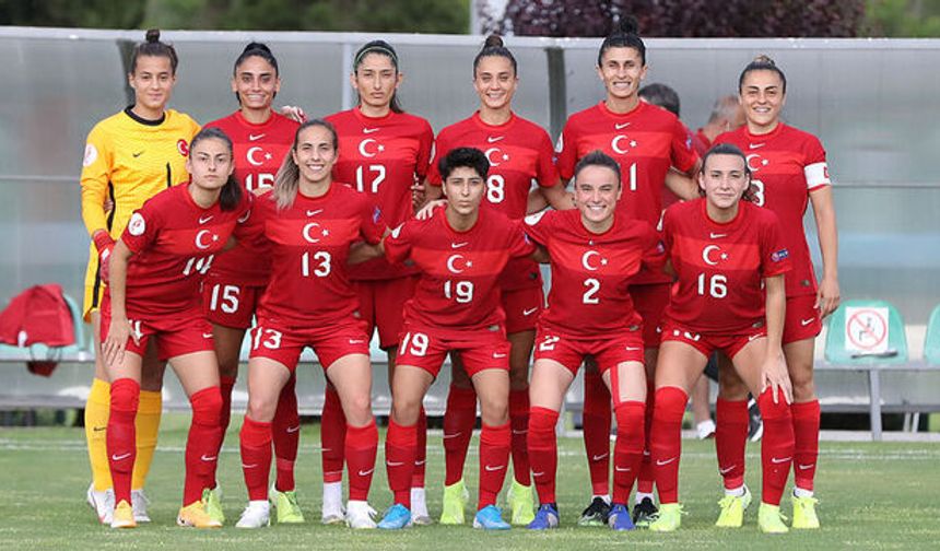 A Milli Kadın Futbol Takımı'nın 2025 Avrupa Şampiyonası Play-Off Rakibi belli oldu
