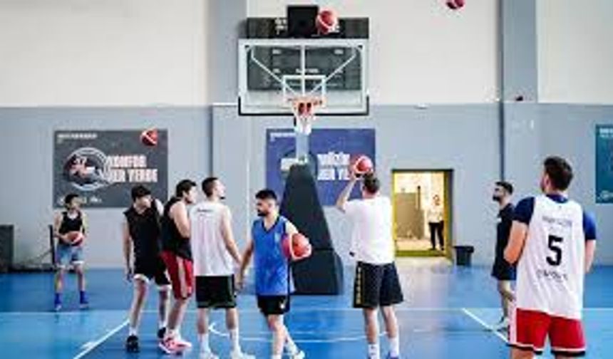 Tire Belediyespor, basketbolda iddialı