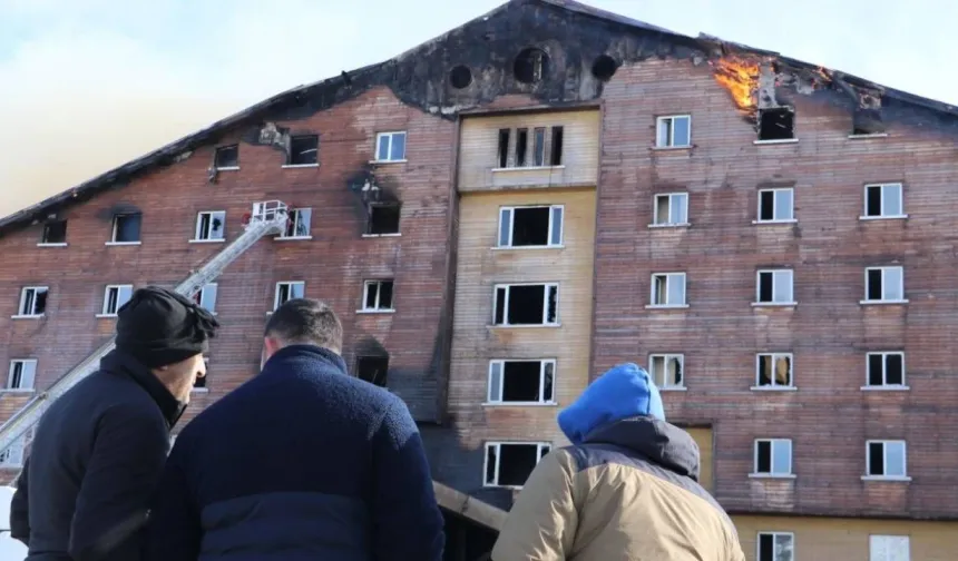 Siyasilerden Bolu'daki yangın faciasında hayatını kaybedenler için taziye mesajları