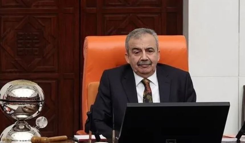 TBMM Başkanvekili Sırrı Süreyya Önder Kalp Krizi Geçirdi
