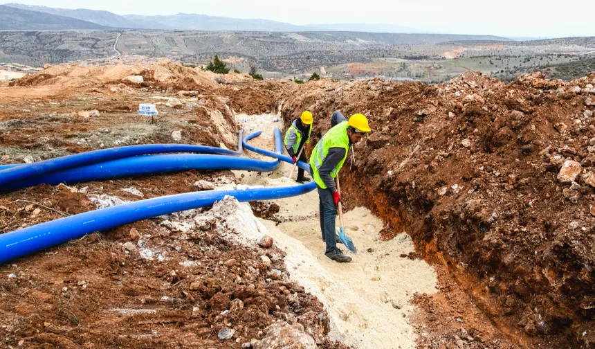 Malatya'da 8 bin 100 metre altyapı