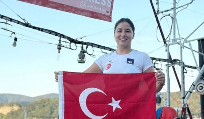 Bengisu Avcı, Japonya’da tarih yazıyor