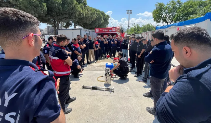 Konya ve Hatay itfaiyelerinden örnek iş birliği