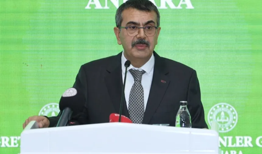 Bakan Tekin: 10 Kasım eleştirileri yersiz!