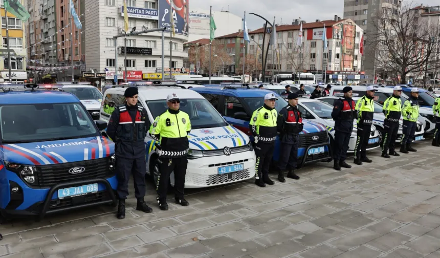 Kütahya'da Emniyet ve Jandarma filosuna 78 yeni araç