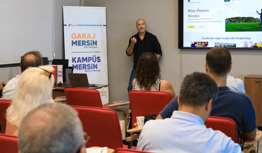 Mersin'de dijital dönüşüm eğitimleri sürüyor