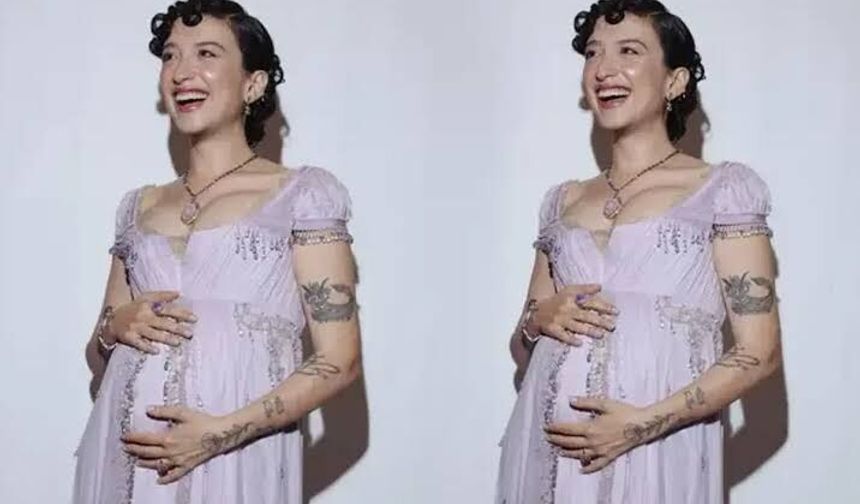 Melike Şahin 'Ölmem Ölemem' ile listeleri altüst etti