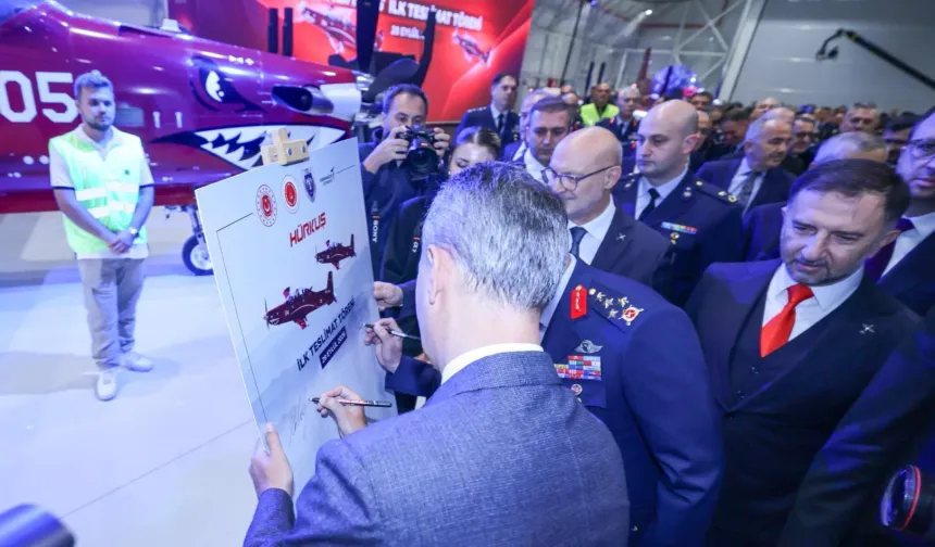 Yeni nesil HÜRKUŞ Hava Kuvvetleri'ne teslim edildi